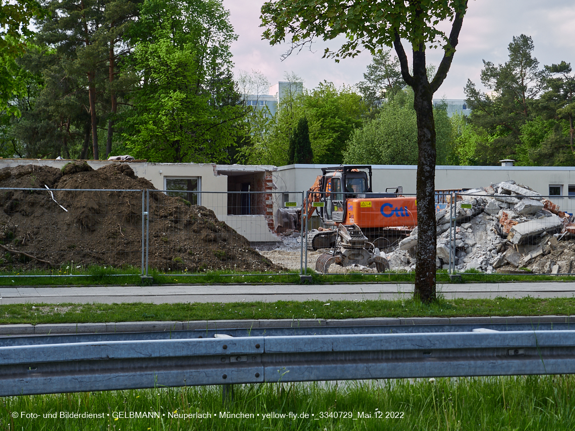 12.05.2022 - Baustelle am Haus für Kinder in Neuperlach